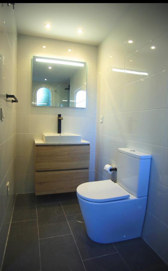 Walk To Puerto Banus, 2Br, 2Bth, Pool Apartment มาร์เบยา ภายนอก รูปภาพ