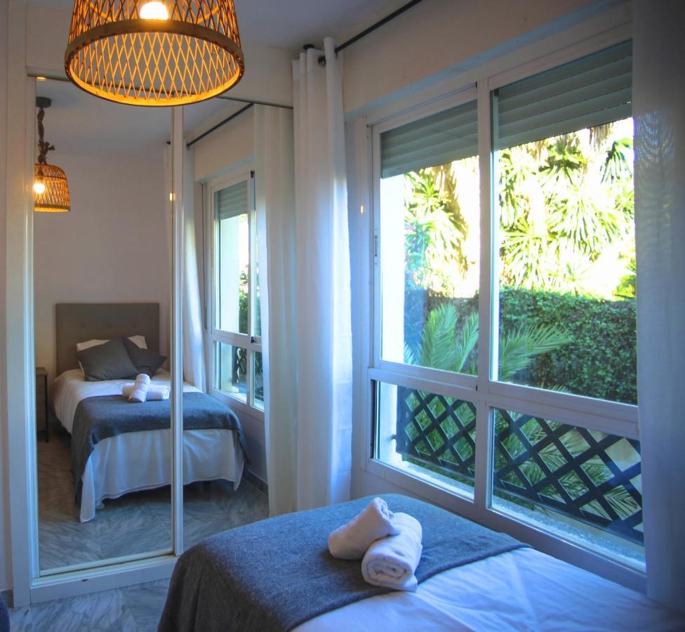 Walk To Puerto Banus, 2Br, 2Bth, Pool Apartment มาร์เบยา ภายนอก รูปภาพ