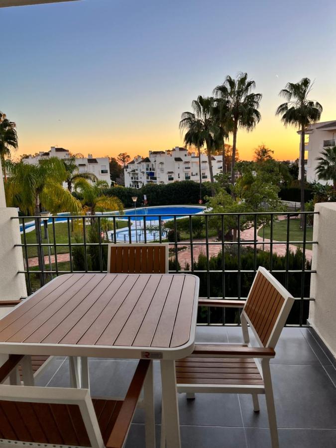 Walk To Puerto Banus, 2Br, 2Bth, Pool Apartment มาร์เบยา ภายนอก รูปภาพ